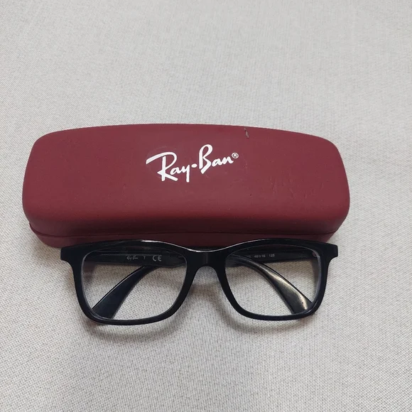 Ray-Ban Optic Kids Black Glasses with Red Case - Picture 1 of 7
